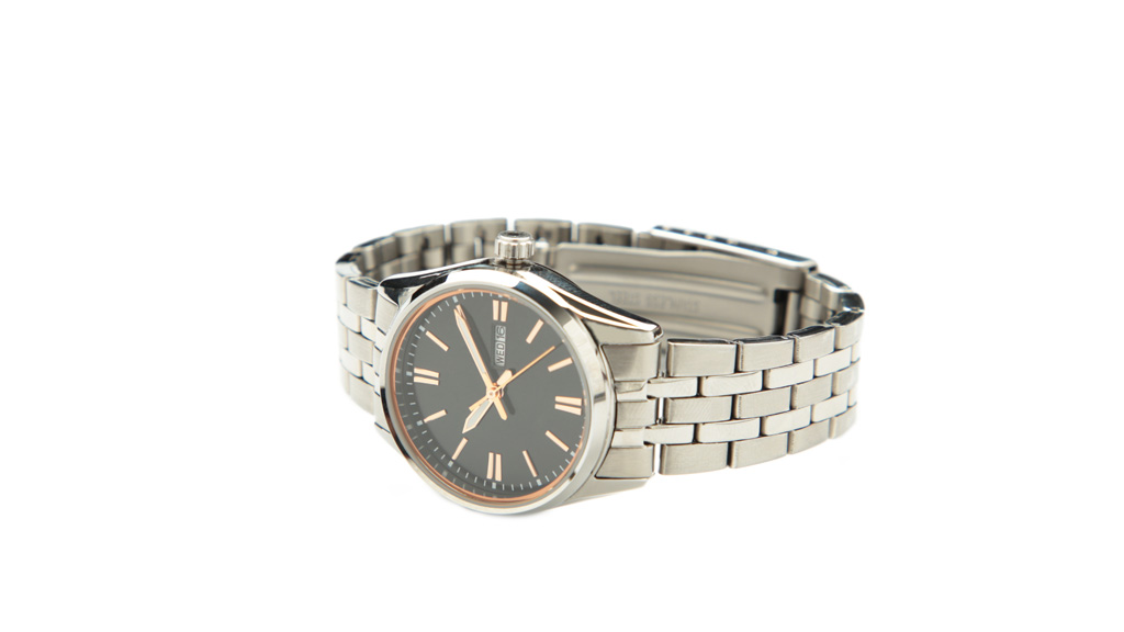 Auf Hochglanz polierte Uhr